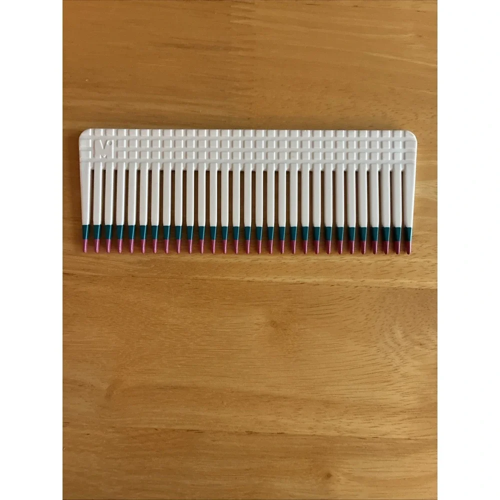 VTG Mebco Twice Dipped Detangling Comb Retro 80s
